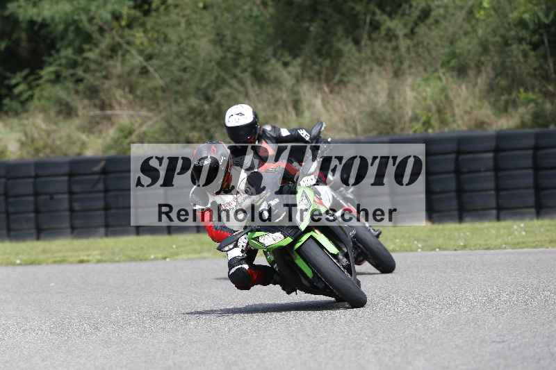 /Archiv-2025/42 07.08.2025 Peter Studer Girls Day ADR/Gruppe blau/team